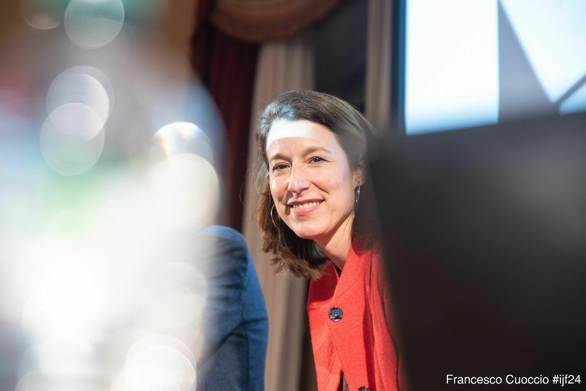 Ellen Heinrichs spricht in Perugia